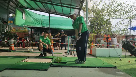 Hướng dẫn tập golf ngoài trời